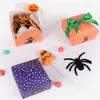 500PCS Wrap Fute Halloween Square Paper Candy Składanie Pasek pomarańczowy Purple Polka Dot 7.5x7.5x3,5 cm