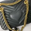 446744 Bolsas femininas da moda Love heart V Wave Pattern Satchel Designer Bag Chain Handbag Crossbody Purse Lady Tote bags vêm com saco de presente