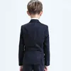 Stilvoller, beliebter zweireihiger Kinder-Komplett-Designer-Hochzeitsanzug für hübsche Jungen mit spitzem Revers, maßgeschneidert für Jungen (Jacke + Hose + Schleife + Weste)