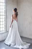 Line Bohemian A Dresses Pärlad spets Applique V Neck Boho Satin Long Bridal Gowns Rygglös landsstil Beach Wedding Dress Pplique