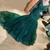 2020 Mörkgrön spets Mermaid Långärmad Prom Klänningar Kvällar V-Neck Applique Special Occasion Dress Plus Storlek Kvinnor Formell Klänning