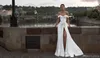2020 Ny Helena Kolan A Line Bröllopsklänningar från axeln Split Sash Plus Storlek Bröllopklänningar Sweep Train Beach Robe de Mariée 825
