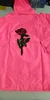 Broderi Rose Flower Windbreaker Jacket Män Hooded Bomber Jacka Skin Mens Jackor Jaqueta Masculina Stor Storlek S M 7XL