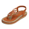 Nieuwe zomer dames slippers goede kwaliteit, zachte ondergespek geweven sandalen plus size schoenen