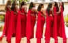 2020 Barato Árabe Rojo Sirena Vestidos de dama de honor Un hombro Lado Dividido Longitud del piso Vestido largo para invitados de boda Dama formal de Hono290d