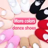 Novo Design Kids Dance Chinelos Adult Professional Canvas Sole Sole Ballet Shoes Meninas Mulheres Crianças Ballet Chinelos