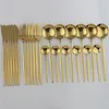 24pcs Gold Dinnerwaren Set Mirror Bastlery Tischgeschirr 304 Edelstahl Wohngeschirr Western Silberüste Küche Dinner Messer Löffel Fork8210302