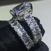 2019 Nuovo arrivo I più venduti Gioielli sbalorditivi 925 Forma di cuscino in argento sterling Topazio bianco Zirconia Pietre nuziali Anello per le donne