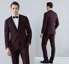 Sjaal Claret Mens Suits Tuxedos Bruidegom Trouwpak Formele Mannen Tuxedos Zwart en Rood Jassen (jas + Broek + Strikje)