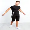 Heren trainingspakken 2 kleuren heren trainingspak persoonlijkheid stiksels hiphop O-hals fitness shorts stijl zomer stedelijke korte mouw pakken