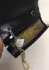 デザイナーバッグハンドバッグプロセス女性PUレザーファッションスモールゴールドチェーンバッグクロスボディハンドバッグショルダーメッセンジャーバッグ20cm
