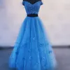 Wiosna Blue Party Dresses Off The Ramię Krótkie Rękawy Aplikacje Koronki Tanie Prom Dress Zipper Powrót Dwa Kawałki Suknie Homecoming Wear