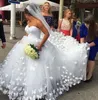 2019 Verbazingwekkende 3D Vlinder Applicaties Court Trein Prinses Tule Trouwjurken Sweetheart Dubai Arabische Boho Prinses Bruidsjurken met Sluier