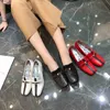 2019 Sylvie leather mid-heel pump, Salto alto de luxo para mulher, designer de salto alto primavera, explosões mocassins de venda quente, tamanho: 35-40