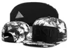 ファッキン人種差別。男性のための野球帽子帽子帽子の骨ファッションcasquette gorras planas調整可能なスナップバックhats5016178