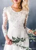 Robes de mariage appliqués en dentelle florale modestes avec manches longues de joyau de jardin jardin boho robes de mariée Sweep Train Formal BR4910742