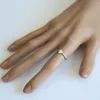 925 Sterling SILBER Eleganter 3*5mm birnenförmiger Opal Einzelstein aus reinem Silber Mädchen Damen zierlicher Ring Top-Qualität