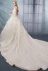 Бальное платье принцессы Свадебные платья вне на плечо возлюбленные с капюшоном спины винтажные кружевные аппликации часовня поезд свадебные свадебные платья