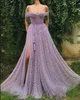 Nieuwe Lila Sexy Prom Dresses Off Shoulder Illusion Tulle Pearls Side Split Sweep Train See door speciale gelegenheid Feestjurk Avondjurken