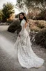 2020 Long Sleeve País casamento Vestidos V Neck Lace apliques Sexy Backless Vestidos De Novia trem da varredura A Linha do casamento de praia Vestidos