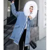 Sıcak Denim Ceket 2019 Kış Yeni Işlemeli Uzun Kapşonlu Denim Ceket Kadın Kore Düz Büyük Kürk Yaka Kalın Kadın Coat