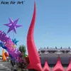 Décoration de cône de lumière incurvée gonflable au sol à la mode rougeoyante pour la scène de fête ou la promotion en vente