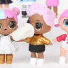 8ピース/バッグ卸売9cm人間の形のスーツ高品質のアクションは、女の子のための素敵なシリコーンの大きな目の人形のおもちゃをスプレーすることができます