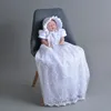 Yeni Bebek Kız Ve Erkek Vaftiz Elbise Toddler Uzun Maxi Dantel Doğum Günü Elbise Şapka Ile Yenidoğan Kızlar Düğün Parti Balo