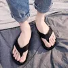 2020 Men Shoes Novo chegada de verão Men flop chinelos de alta qualidade chinelos de praia anti-deslizamento Zapatos Hombre Sapatos casuais atacado#y20