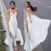 Weiße Strand-Jumpsuits, Brautkleider, herzförmige Brautkleider aus Satin mit abnehmbarer Schleppe, Vestido De Novia