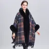 Nuovo autunno inverno donna sciolto con cappuccio plaid poncho collo in pelliccia sintetica polsino cardigan scialle capo nappe mantello outwear cappotto C4964