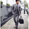 2020 Casual Grey Mens Wedding Suits Groom Tuxedo 3 Pieces Office Business Prom Pook Groomsmen Passar Bästa Man Kostym Homme