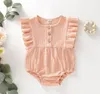 Baby rompers Crianças roupas de grife Meninas Falbala Ruffle Jumpsuits Verão Onesies Tecla contínua do triângulo Bodysuits Suba Ternos Roupas C6008