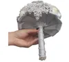 2019 Ny europeisk stil bröllop bukett handgjorda konstgjorda lily vit brud brudtärna brudparti tillbehör blomma dekoratio2472