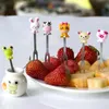 かわいい漫画その他の食器環境保護フルーツフォークミニホームクリエイティブスティックステンレススチックステンレススチックデザートケーキフォーク