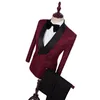Красивый одна кнопка Бургундия Пейсли жених смокинги Шаль отворотом мужские костюмы 2 шт. свадьба / выпускной / ужин блейзер (куртка + брюки+галстук) W871