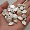 Odlad sötvatten naturlig vit pärla odlad sötvattenspärlor Biwa form Teardrop Shape Partihandel Pearls pärlor för att göra armband