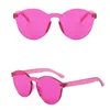 Färgglada mode solglasögon för kvinnor och män rimlösa skyddsglasögon tjock ram metall gångjärn god kvalitet