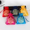 Cheap Silk pequeno cordão presente do chocolate Bolsas de casamento doce da festa de Natal saco do favor Bags Chinese Joyous Esvaziar Sachet Pouch