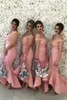 2019 새로운 아랍어 신부 들러리 드레스 숄더 레이스 백리스 하이 낮은 두바이 프릴 스커트 하녀의 명예 드레스