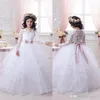 2020 brancos vestidos da menina de flor para casamentos longo Lace luva Meninas Pageant Vestidos Primeira Comunhão Vestido Little Girls Bola Vestidos Hot Sale