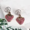 Mode – Tulpen-Ohrring in lebendiger Erdbeerform, 2 Farben, wählen Sie Ohrring-Geschenk, kreativer Strass-Ohrstecker, hochwertige Mode