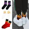 Calzini da uomo moda Hip Hop Hit Color On Fire Crew Fiamma rossa Blaze Power Torch Calore caldo Calzini lunghi in cotone da skateboard da strada