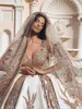 Abiti da sposa di lusso Dubai Abiti da sposa con paillettes dorate con perline e collo trasparente Abiti da sposa in raso champagne Abiti da sposa su misura