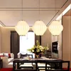 Nowoczesne lampy wiszące Chiński styl Latarnie Spersonalizowane Kreatywne Ball Latający Spodek Silk Lampa Sklep Odzieżowy