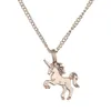 Collane unicorno femminile femminile squisita a ciondolo catena di placca a pendente chocatore gioiello di Natale adorabile collana di cavallo regalo