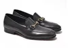 Air Slippe Men Leisure Dress Dress Designer Metal Buckle Slip-on الشهيرة Man Man Lazy Flts المتوازيون الصنادل العادية