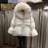 Atacado-Large Natural Raccoon Fur Hooded Winter Jacket Women White Duck Down Short Coats Solid Thick Warm Parkas Lace Up Snow Coats