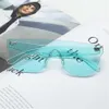 도매 새로운 패션 젤리 컬러 오션 여성 선글라스 고품질 트렌드 Onglasses 여성의 성격 안경 UV400