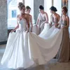 Lussuoso raso di cristallo 2019 Abiti da sposa Plus Size in rilievo Sweetheart senza maniche lungo treno vestido de noiva Abito da sposa Ball Custom